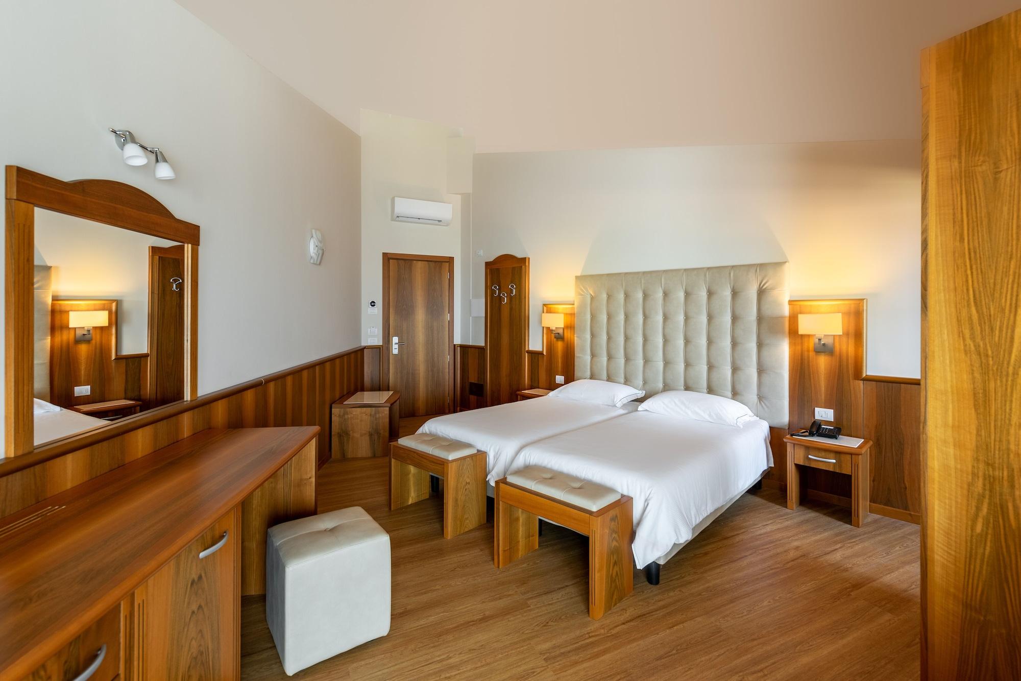 Hotel Centrale การ์ดา ภายนอก รูปภาพ